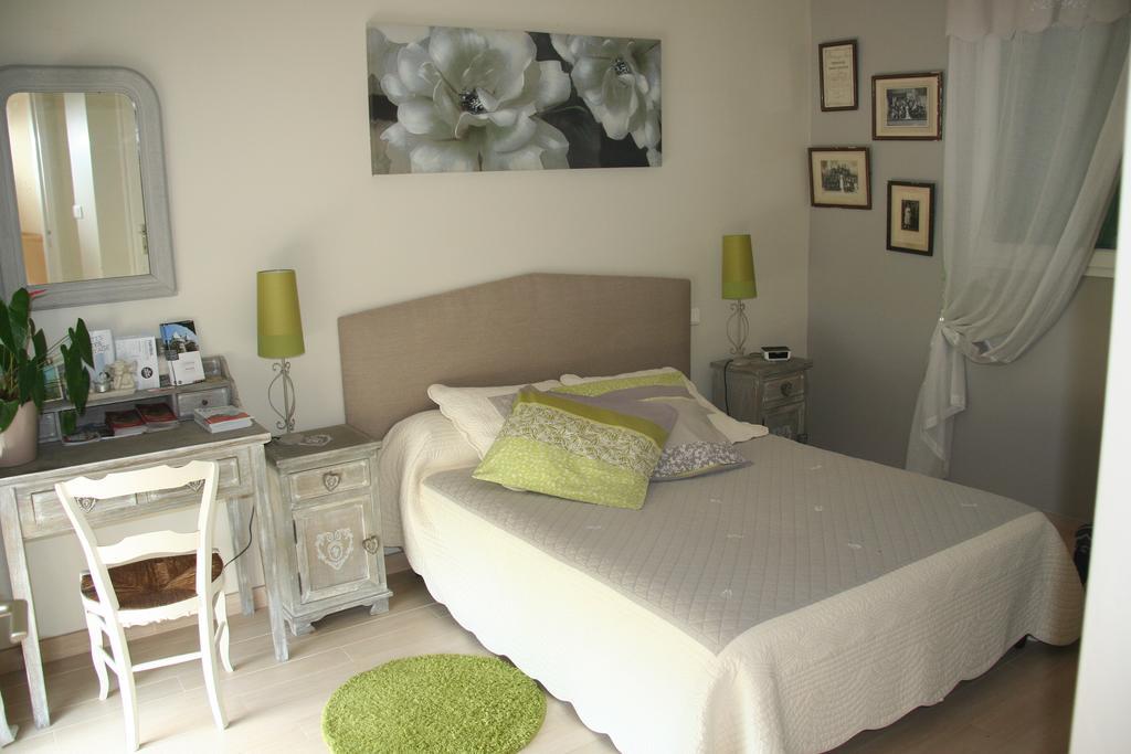 Une Chambre A La Campagne Basse-Goulaine Номер фото